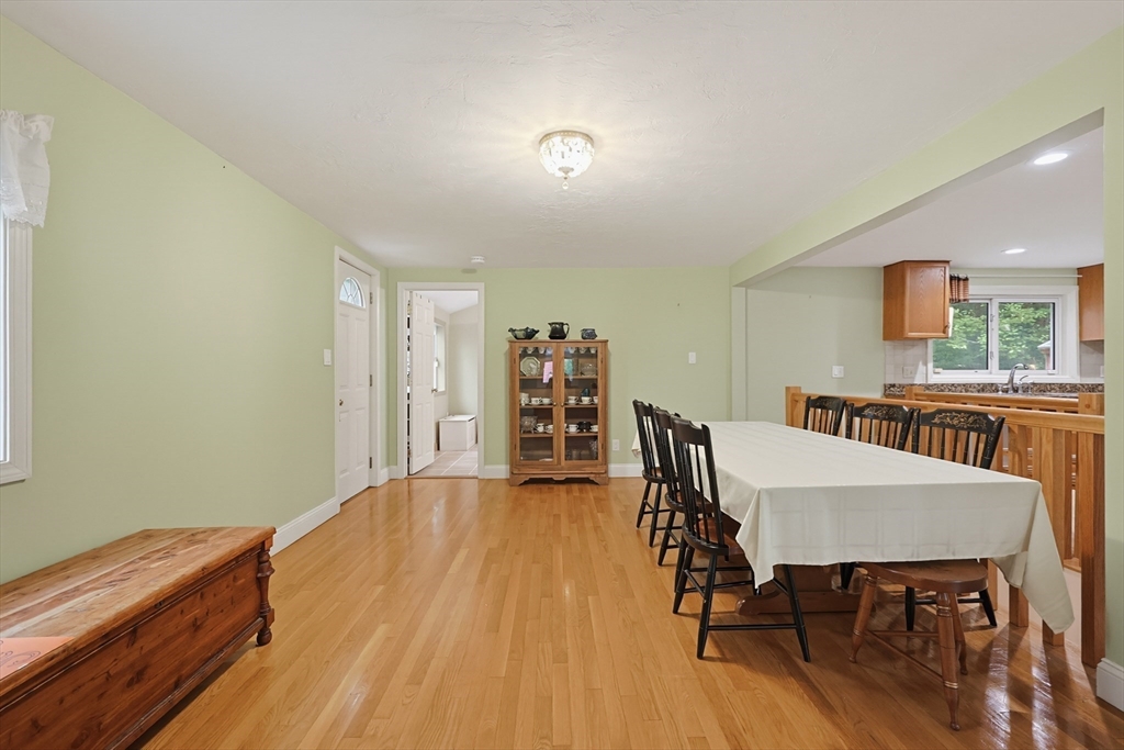 34 Sarah St Property Photo 11