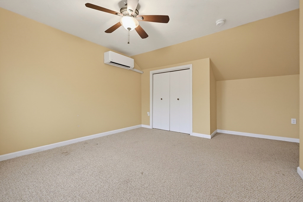 34 Sarah St Property Photo 31