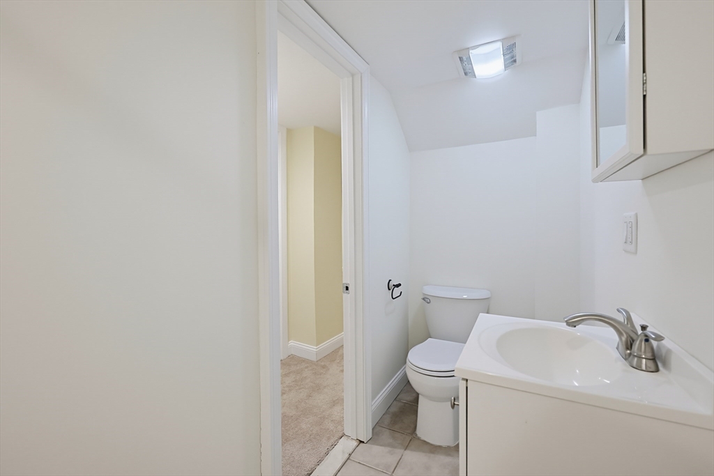 34 Sarah St Property Photo 35