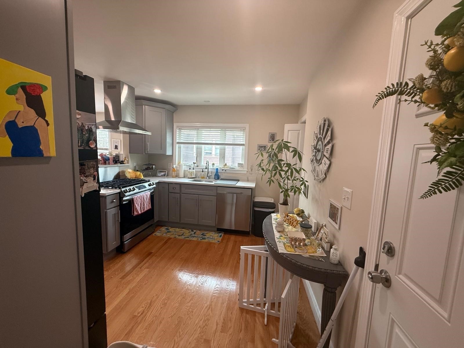 44 Ashland St Property Photo 5