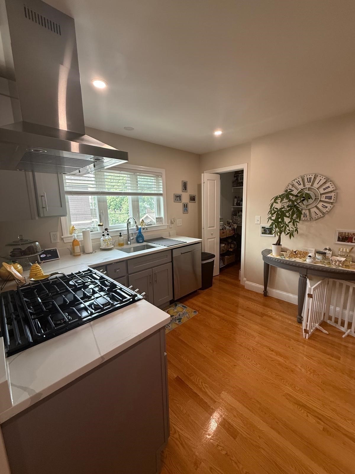 44 Ashland St Property Photo 10