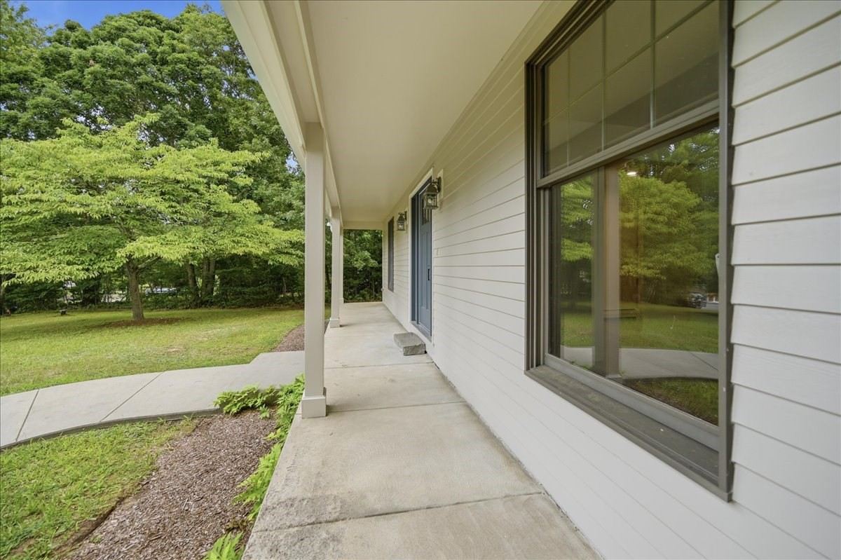 8 Tommy's Ln Property Photo 8