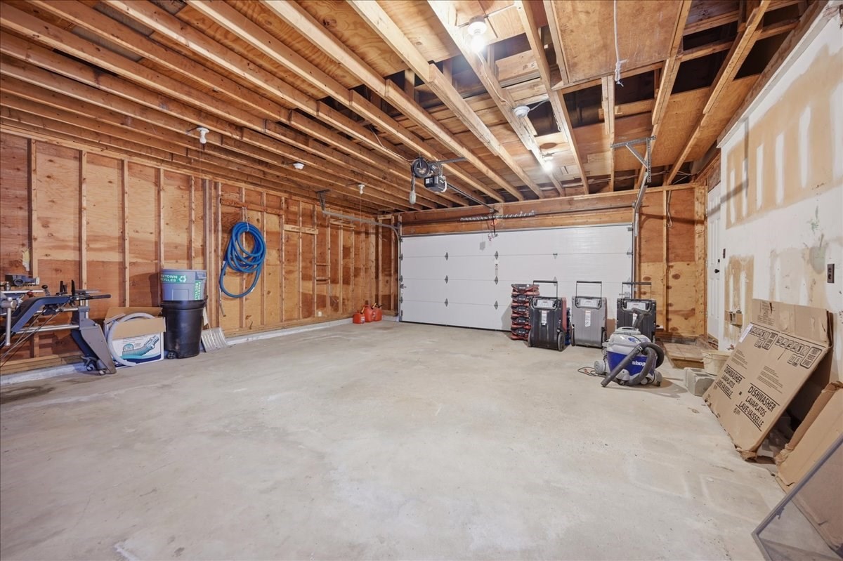 8 Tommy's Ln Property Photo 36