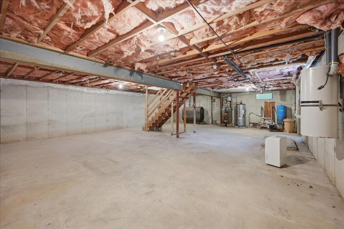 8 Tommy's Ln Property Photo 37