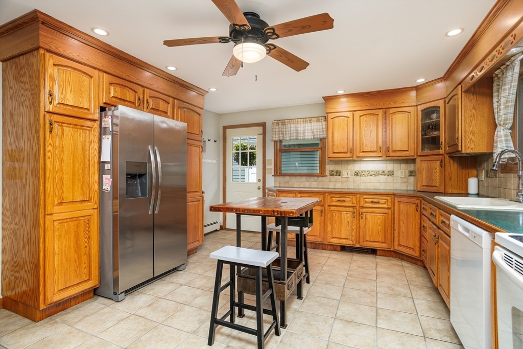 25 Ellis Road Property Photo 5