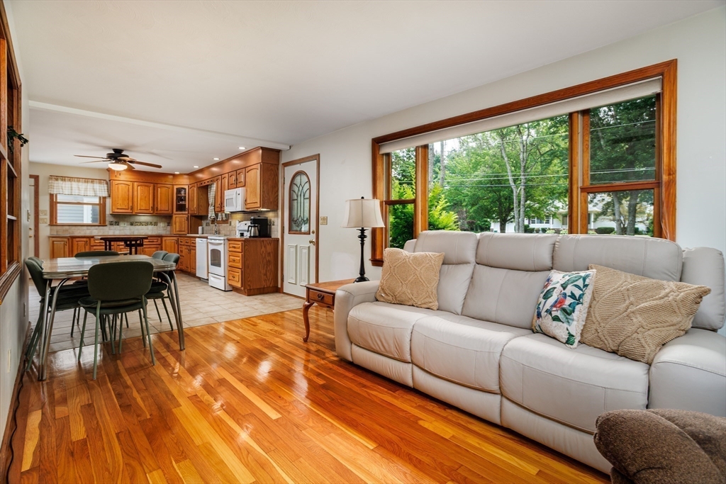 25 Ellis Road Property Photo 11