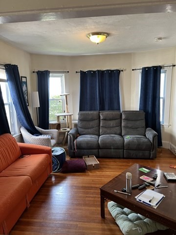 19-21 Auburn St # 19 Property Photo 2