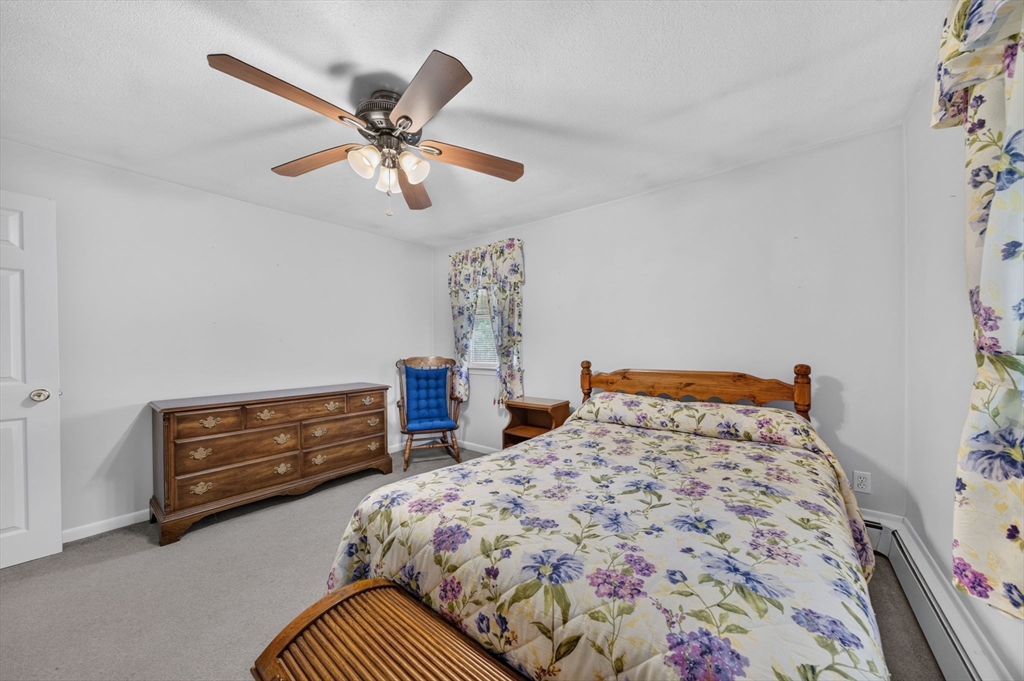 19 Pinehill St Property Photo 35