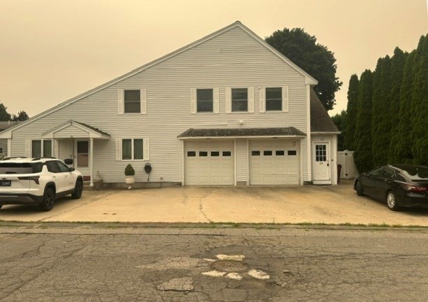 28 Farragut Street Property Photo 5