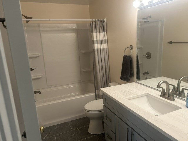 28 Farragut Street Property Photo 17