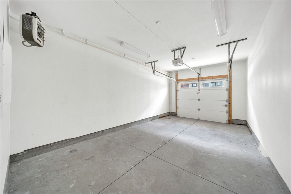 635 Main St. # 2 Property Photo 33