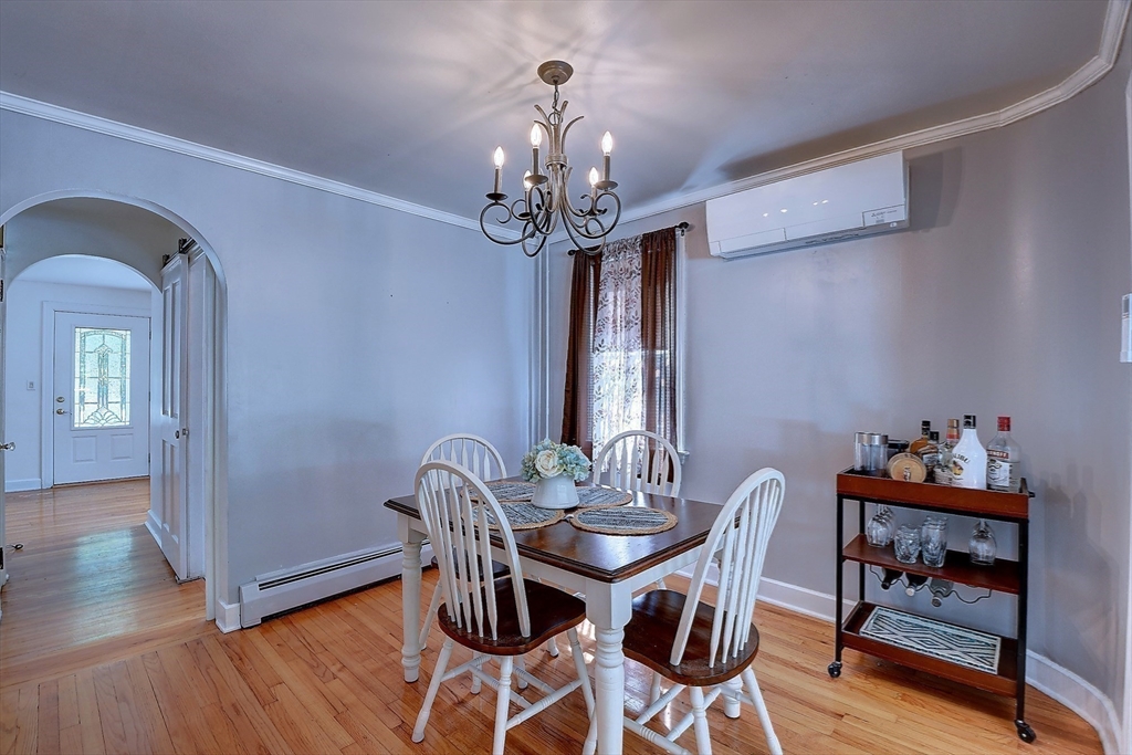 647 Main Street # A Property Photo 18