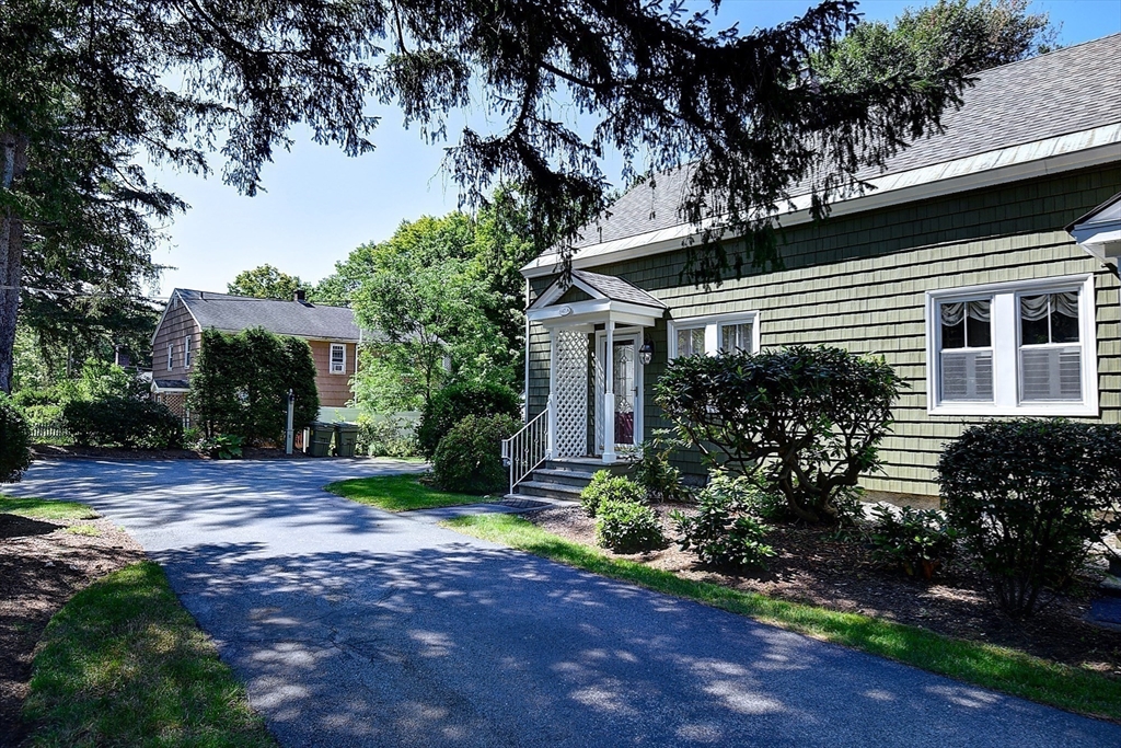 647 Main Street # A Property Photo 35