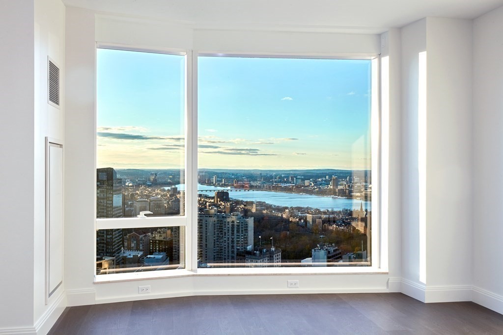 240 Devonshire Street # 4504 Property Photo 1