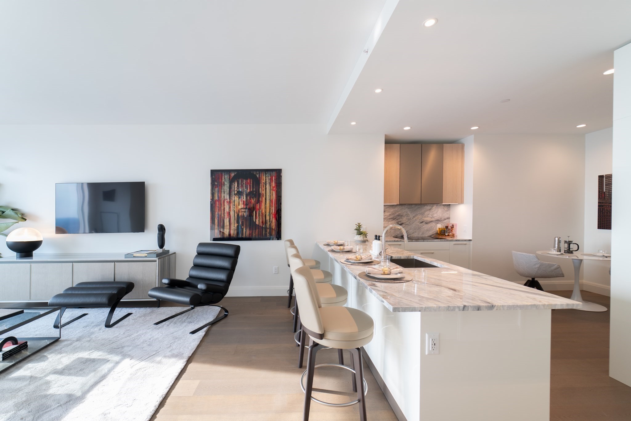240 Devonshire Street # 4504 Property Photo 5