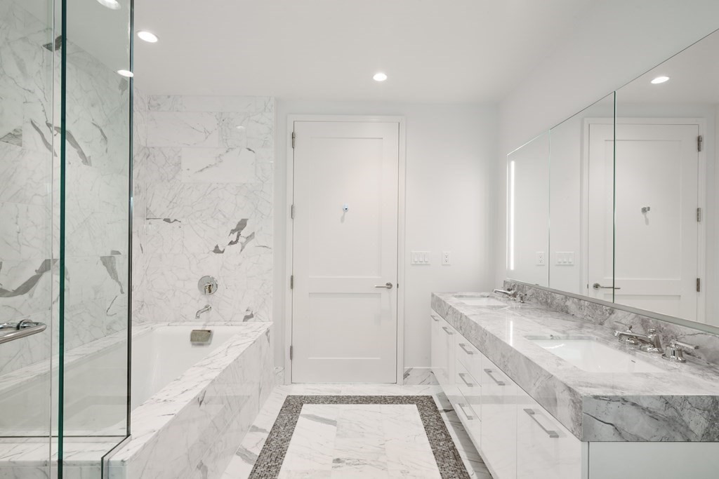 240 Devonshire Street # 4504 Property Photo 9
