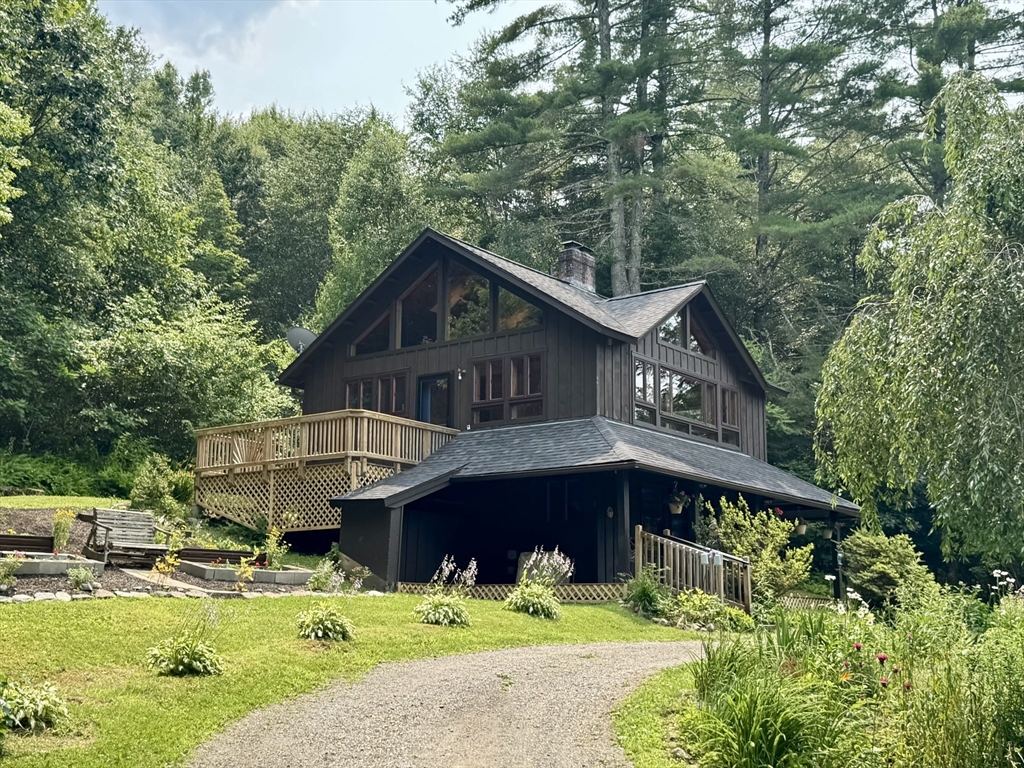 552 South River Road Property Photo 1