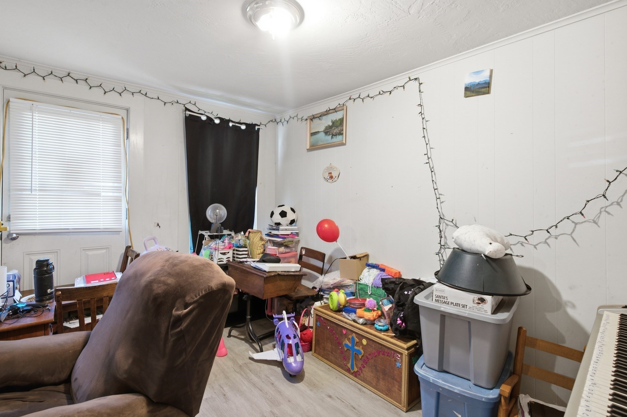 8 Second St Property Photo 10