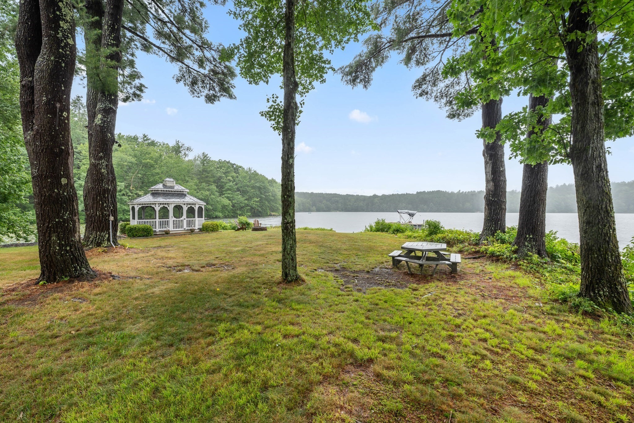 14 Demond Pond Row Property Photo 4