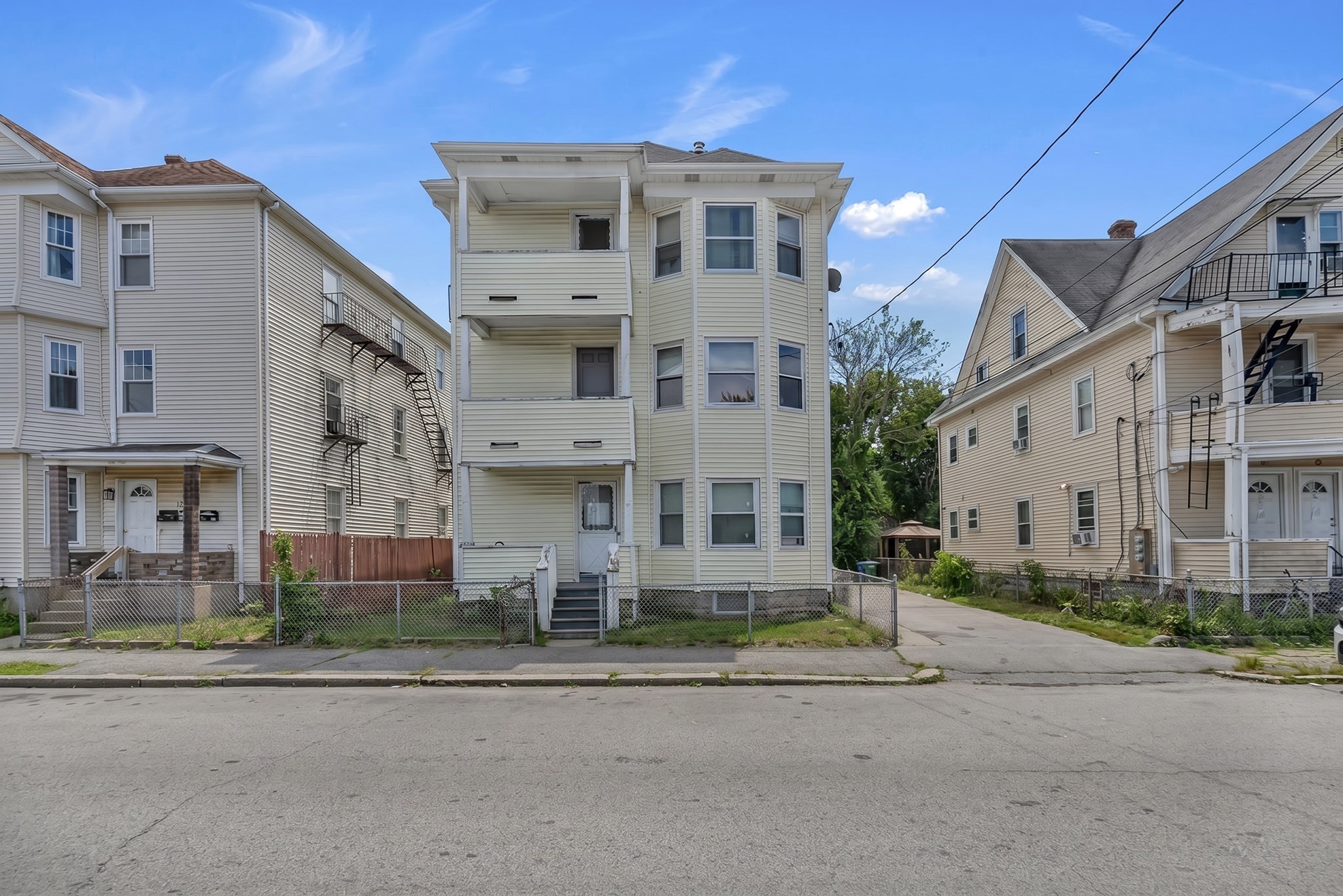 95 John St Property Photo 1