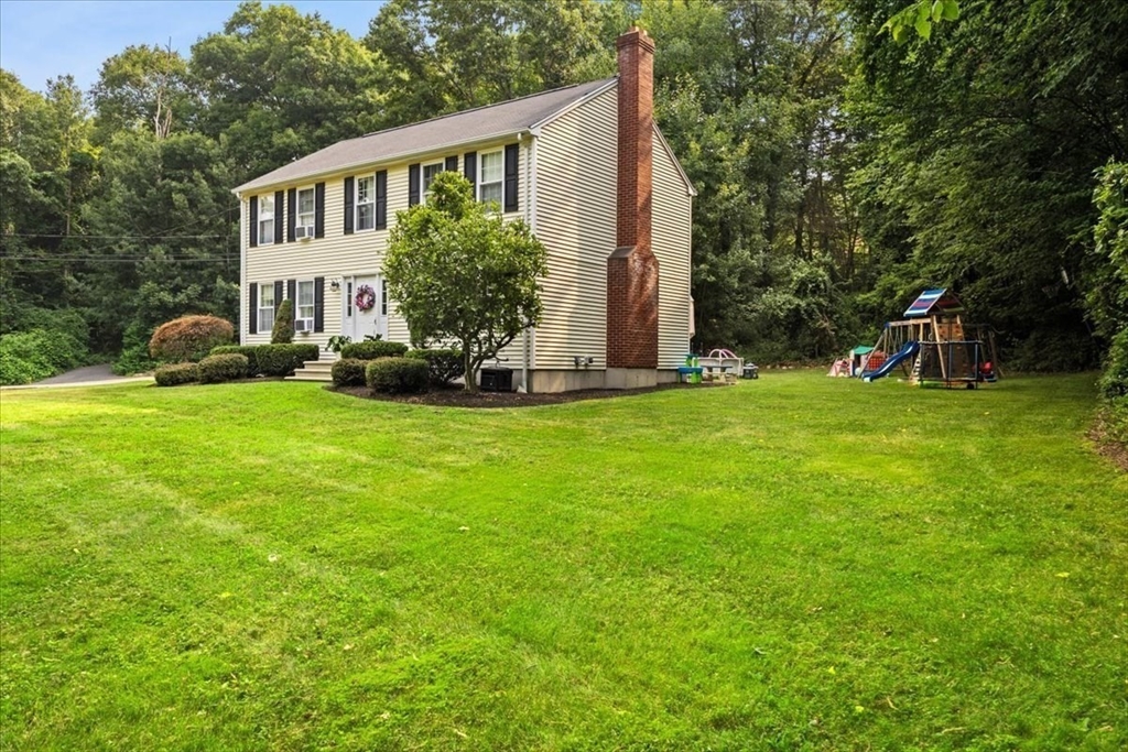 530 Chestnut Hill Road Property Photo 2