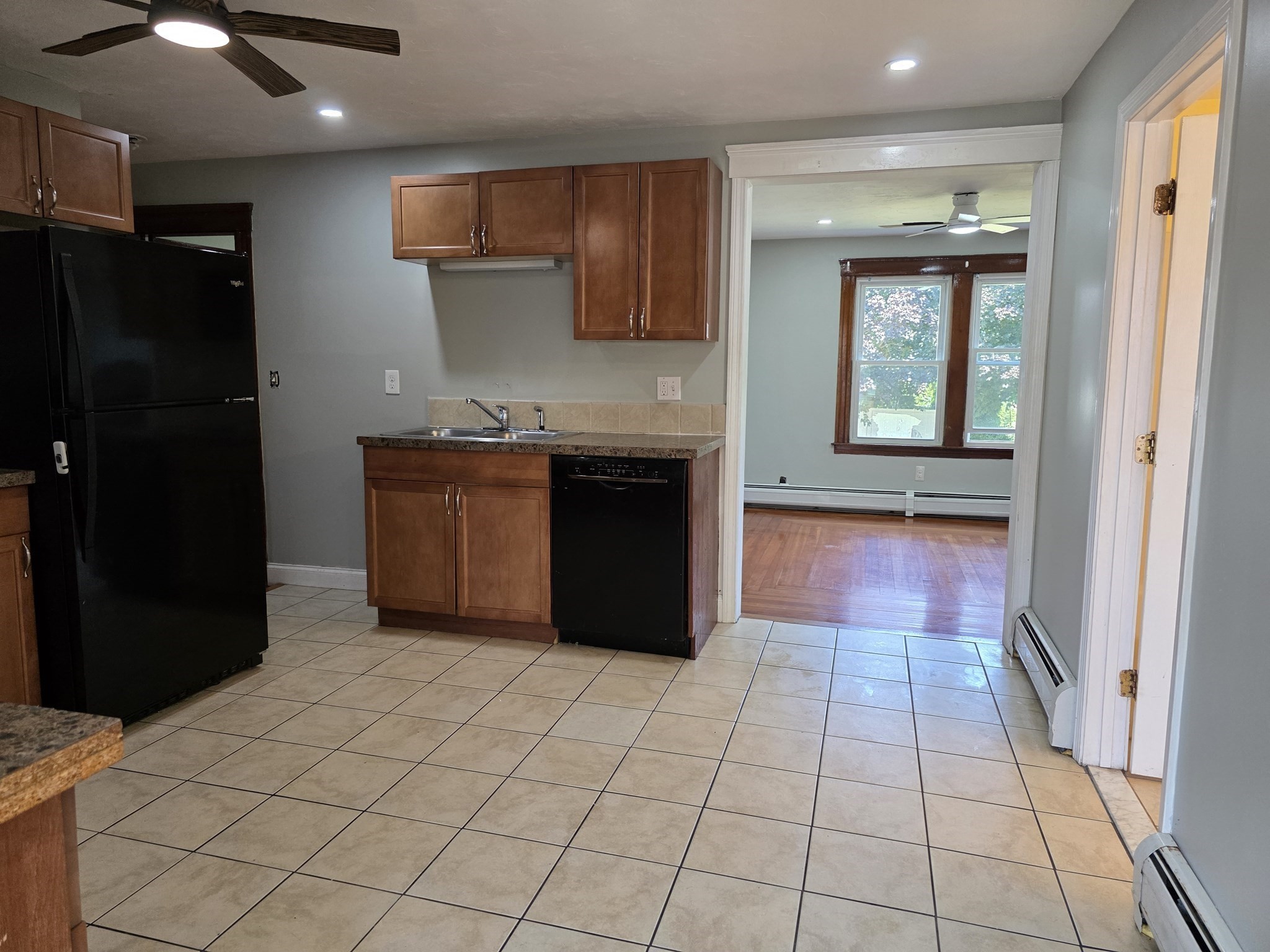 25 Slater St Property Photo 3