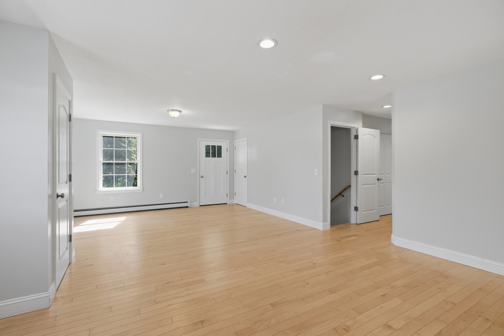 2 Evelyn Avenue Property Photo 6