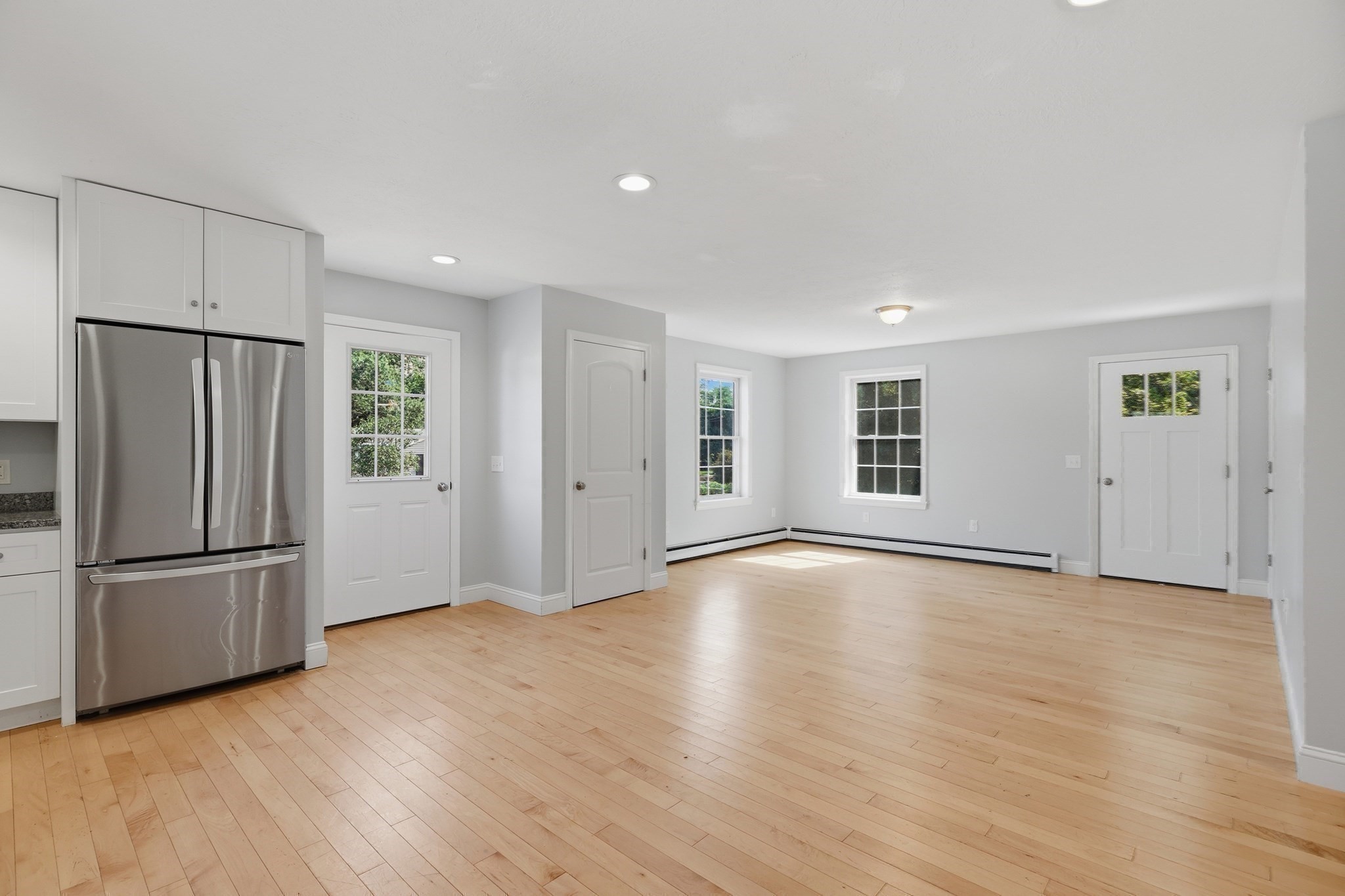 2 Evelyn Avenue Property Photo 7
