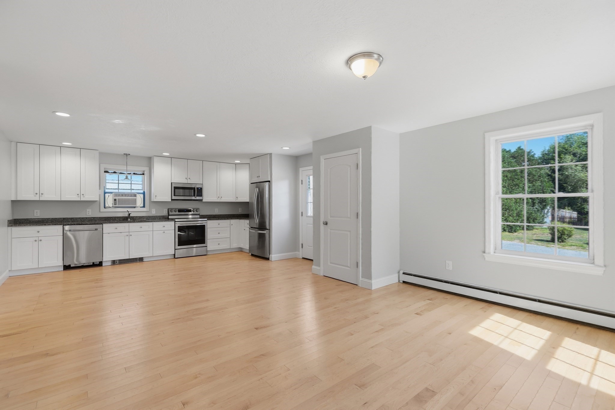 2 Evelyn Avenue Property Photo 8