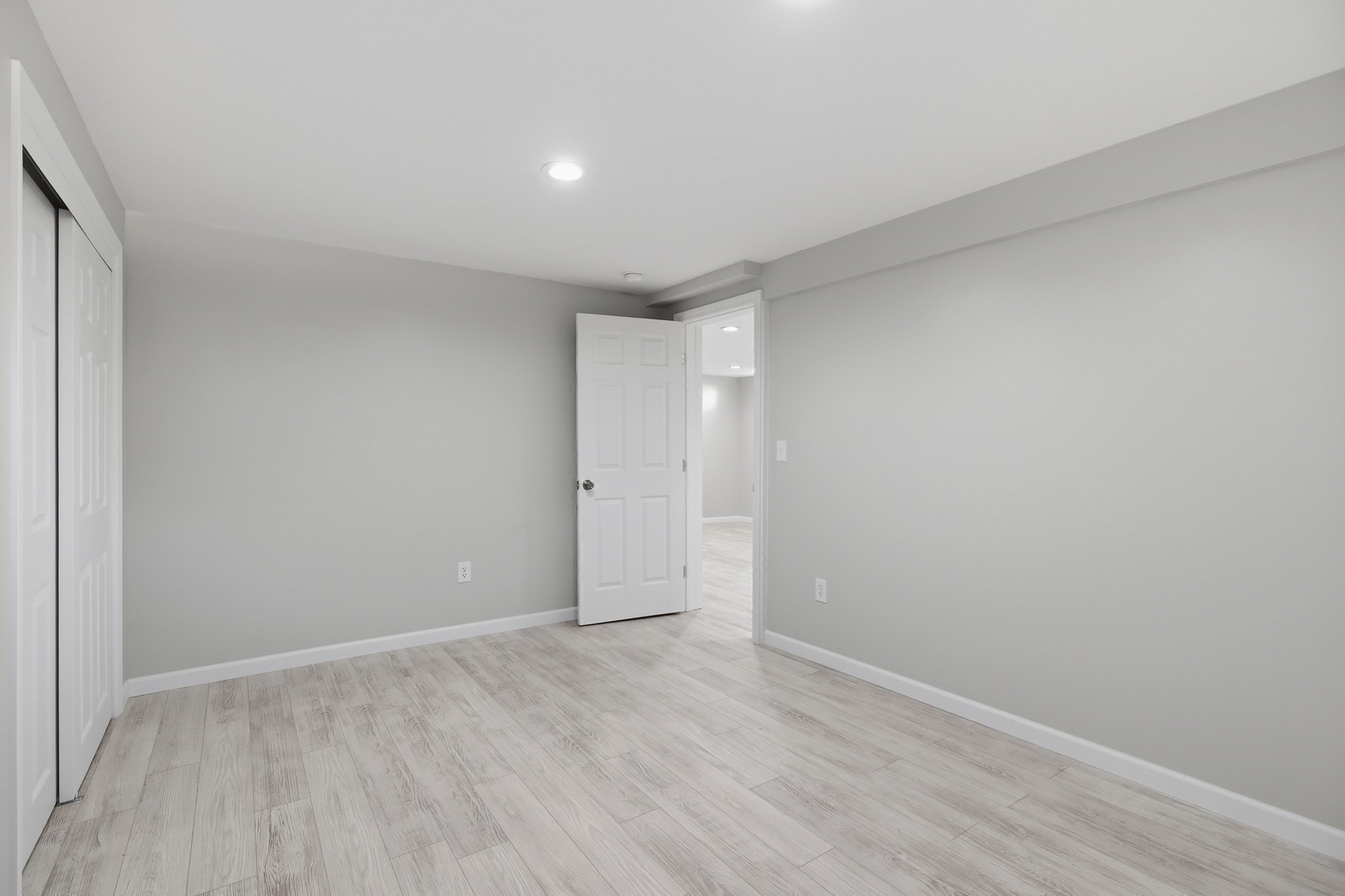 2 Evelyn Avenue Property Photo 25