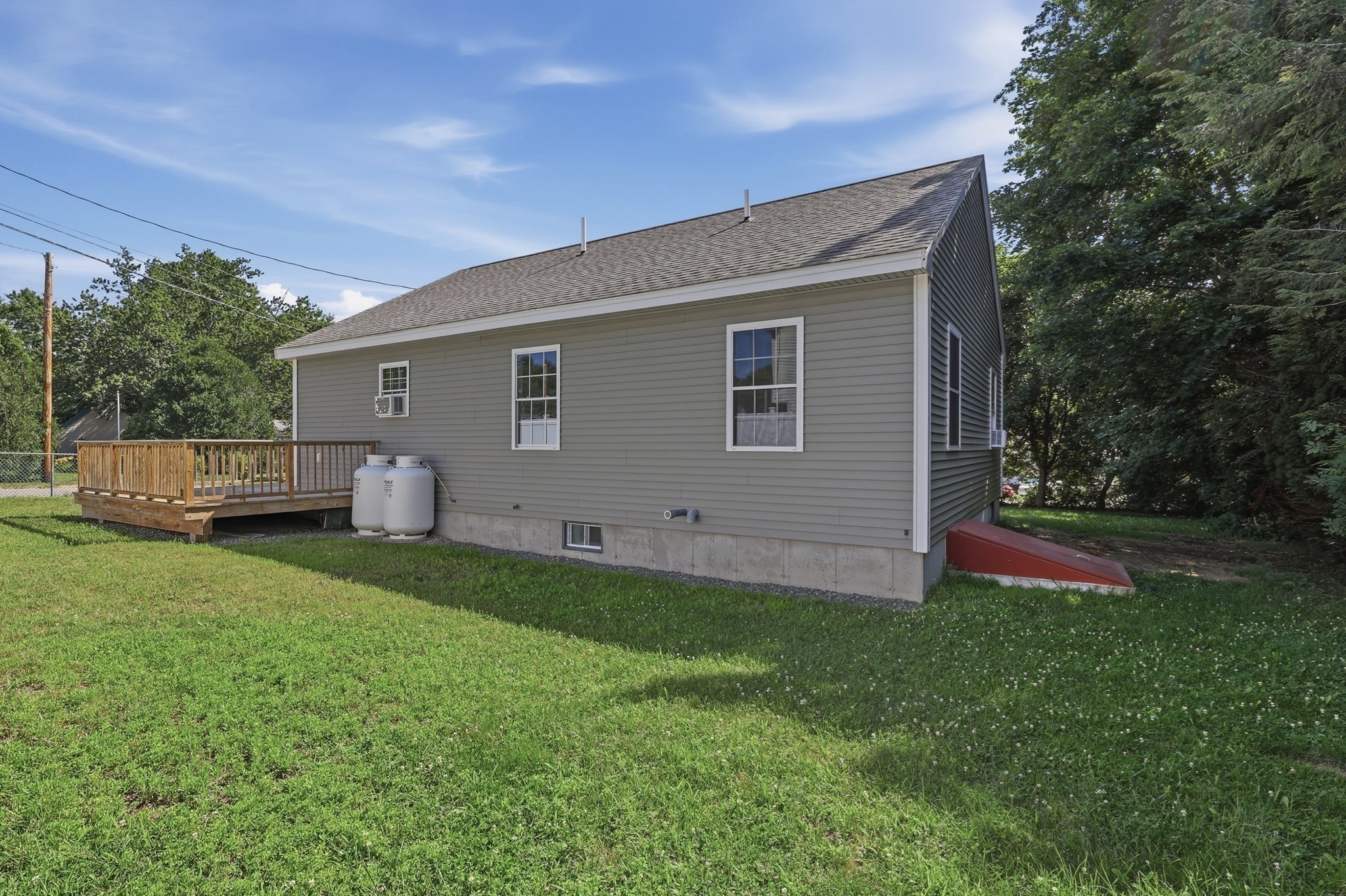 2 Evelyn Avenue Property Photo 34