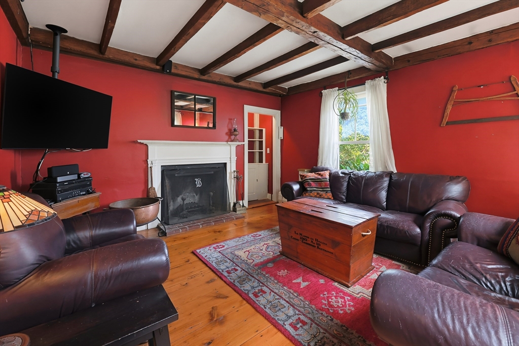 19 King St Property Photo 6