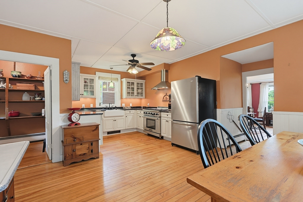 19 King St Property Photo 15