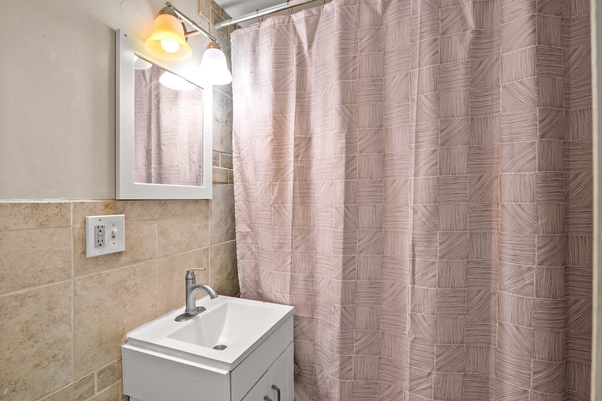 26 Alpine St # 2 Property Photo 15