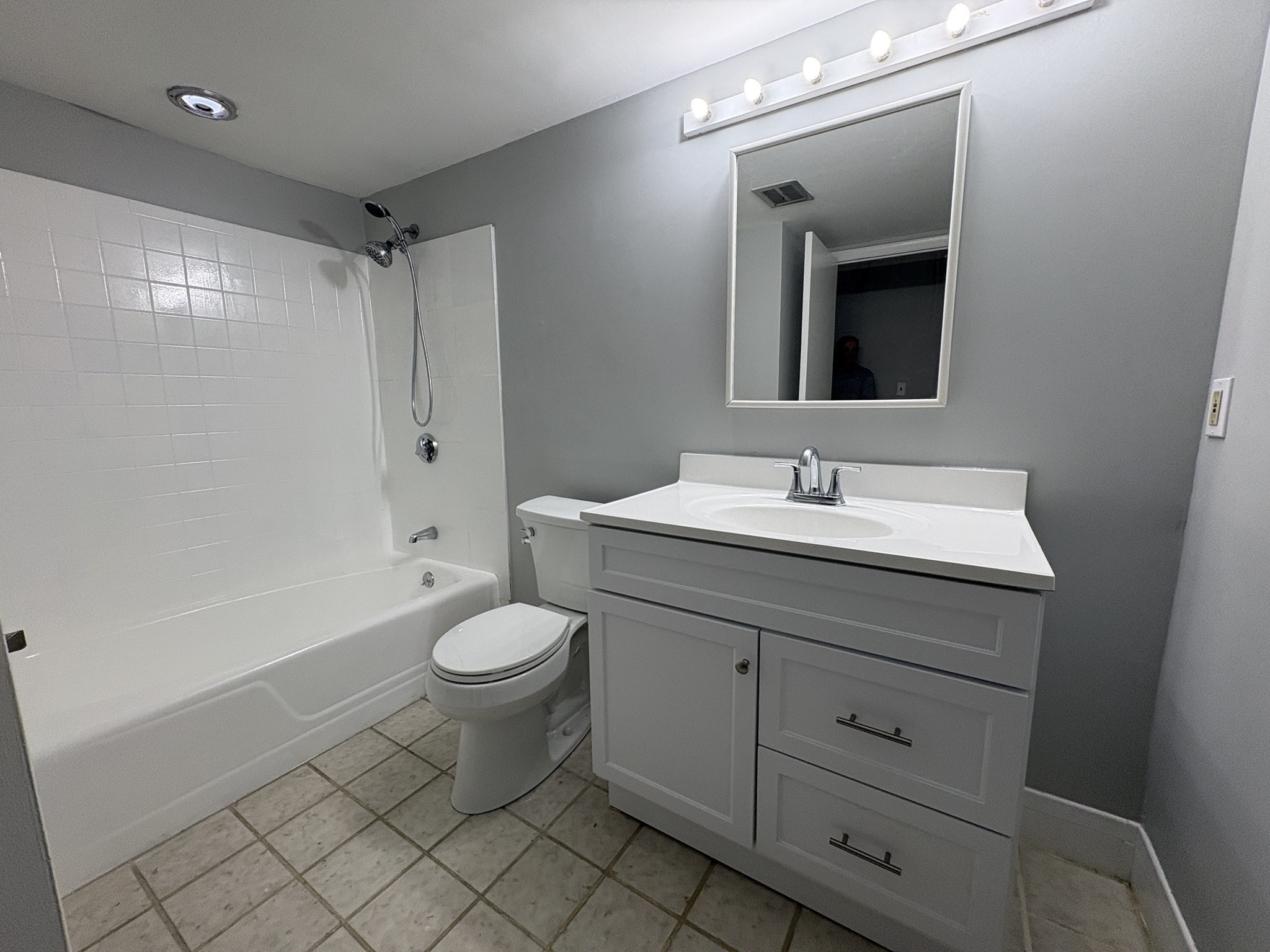 121 Tremont St # 215 Property Photo 9