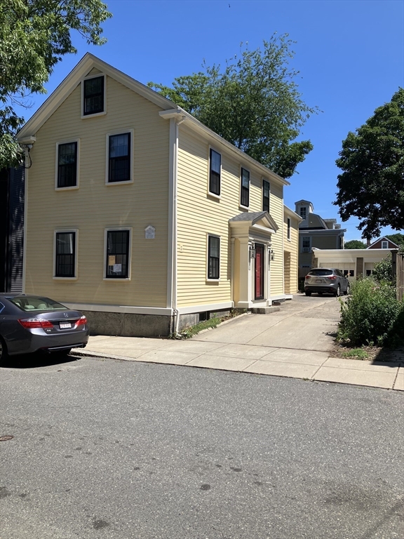 5 Daniels St Property Photo 2