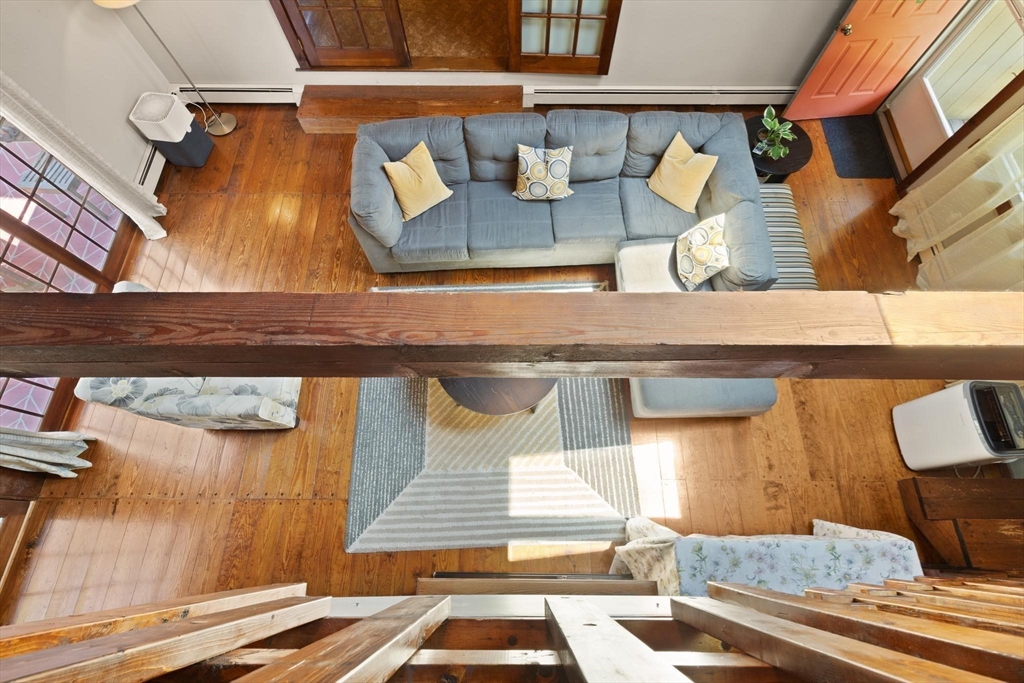 258 Warren St W Property Photo 6