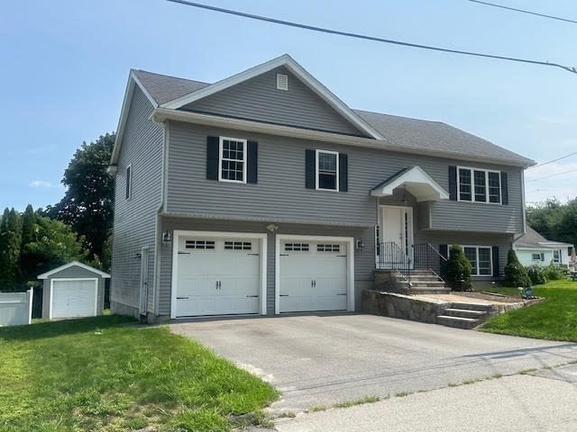 34 Carpenter Ave Property Photo 1