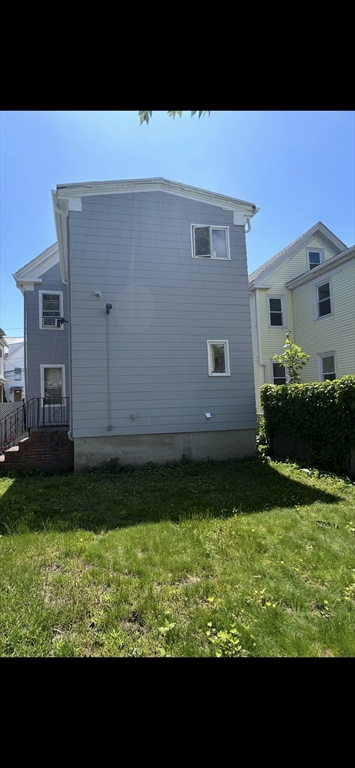 15 Everett Ave Property Photo 2