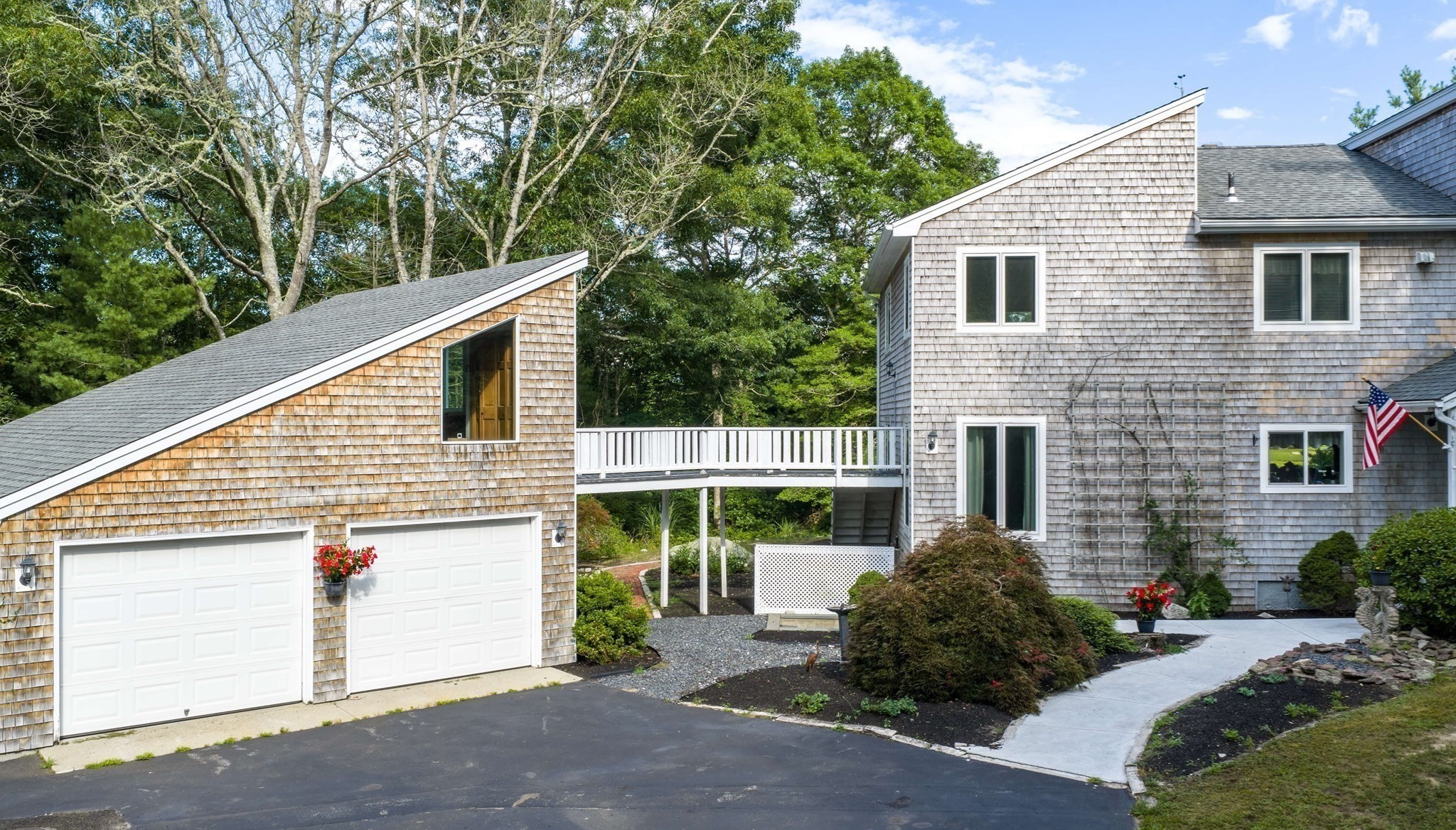 46 Holly Pond Rd Property Photo 2