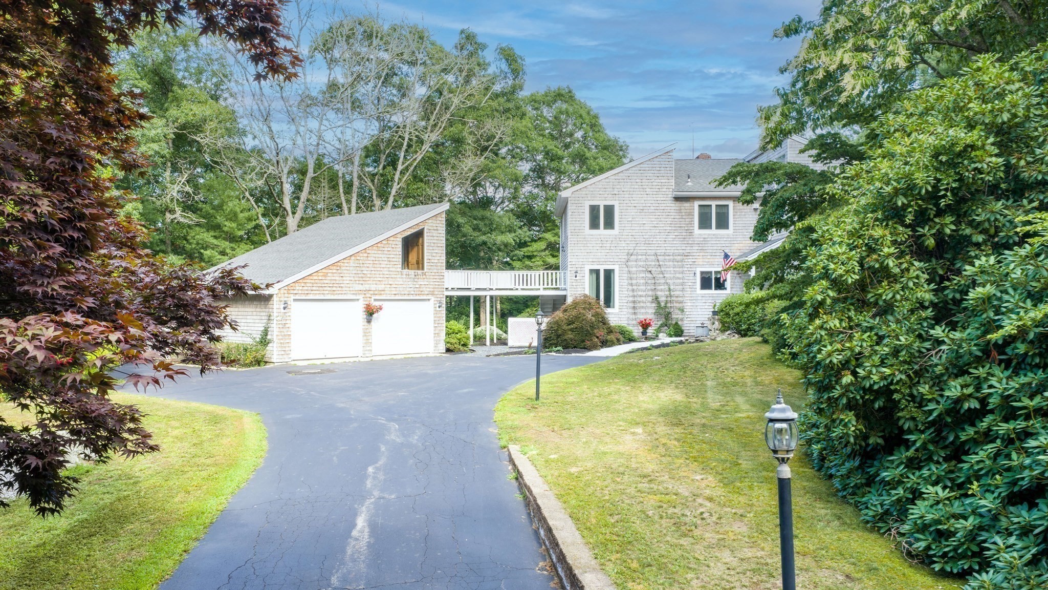 46 Holly Pond Rd Property Photo 3