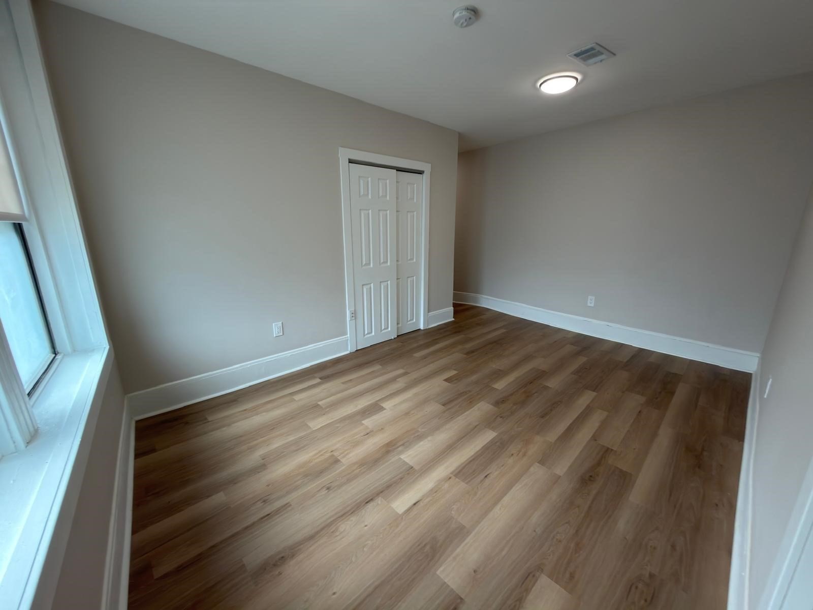 394 Riverway # 3 Property Photo 6