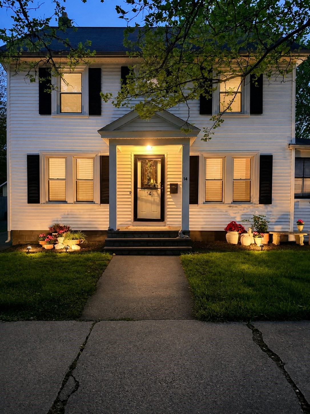 14 Castle St Property Photo 1