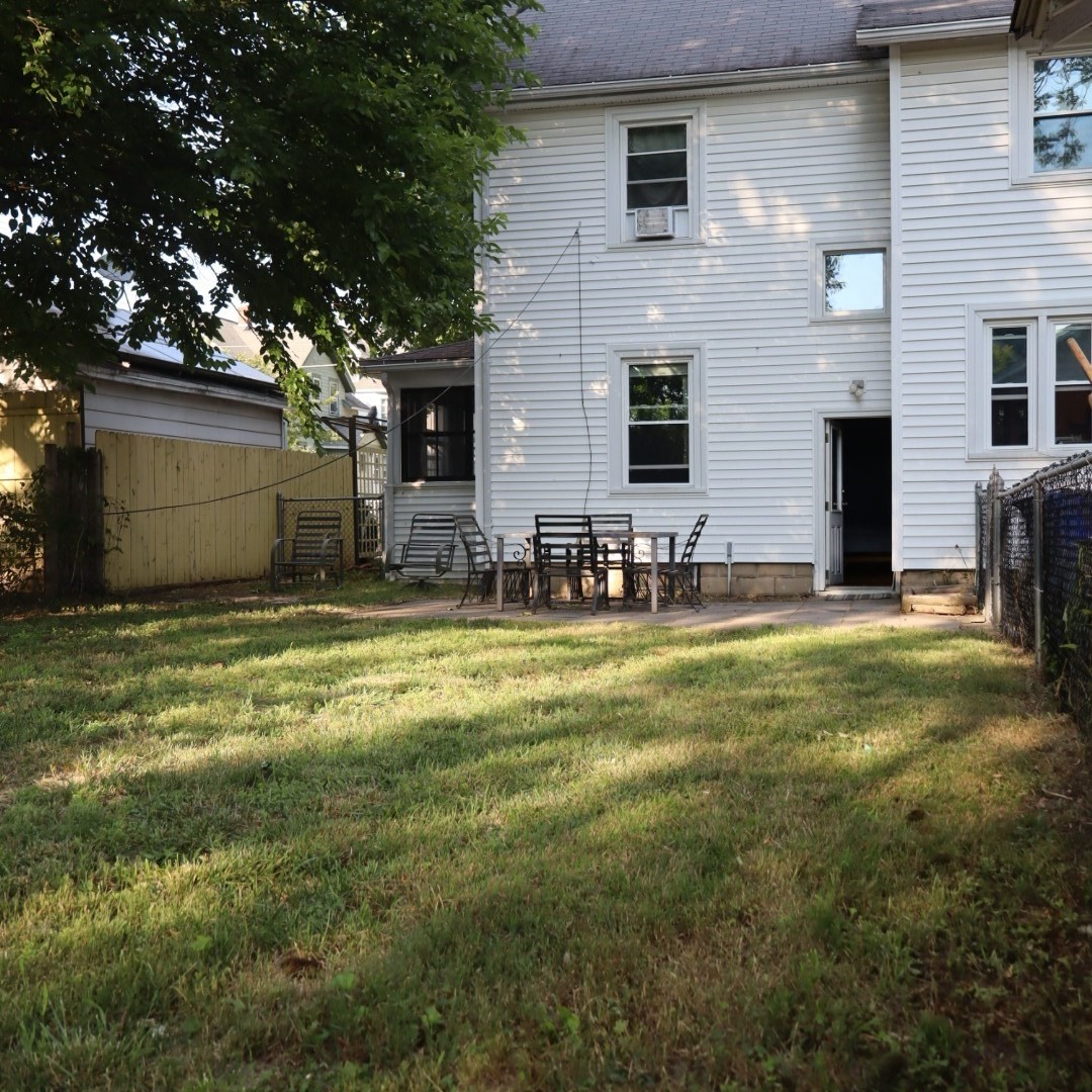 14 Castle St Property Photo 2