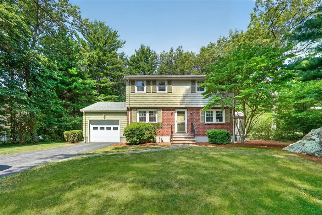485 Oak Street Property Photo 1