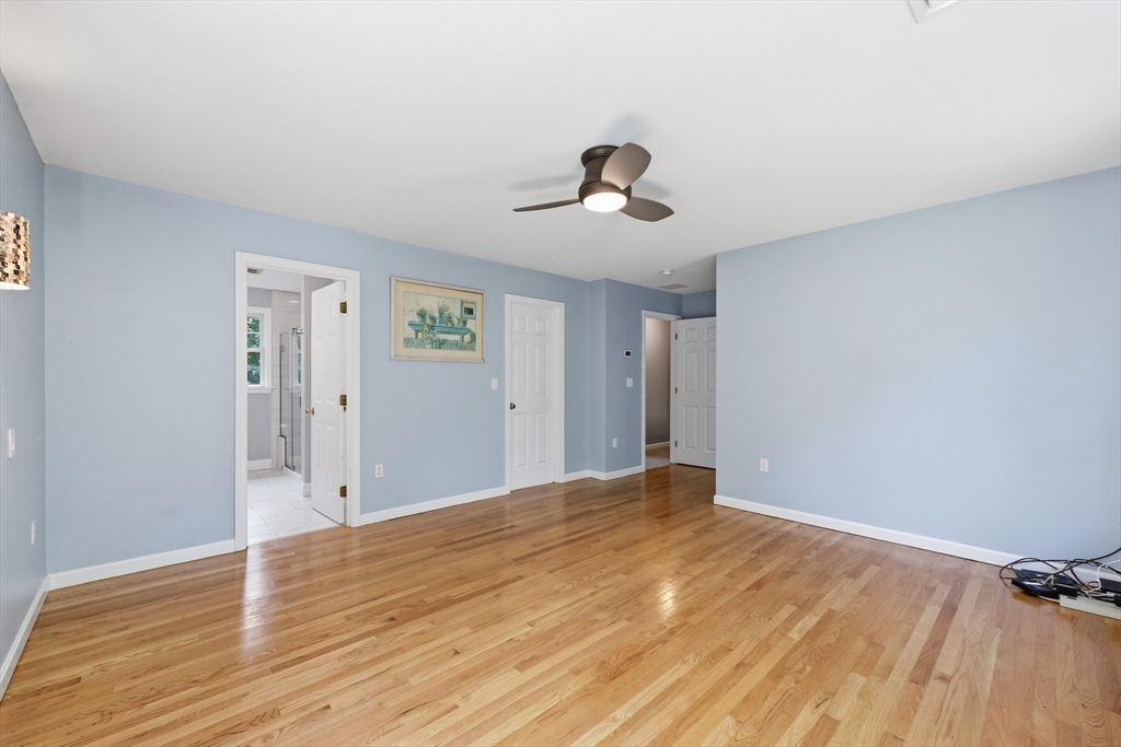 272 Aldrich St Property Photo 20