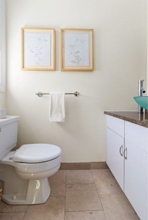 29 Angela Lane # 29 Property Photo 14