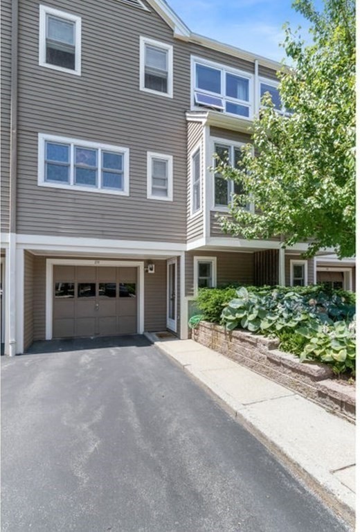 29 Angela Lane # 29 Property Photo 18