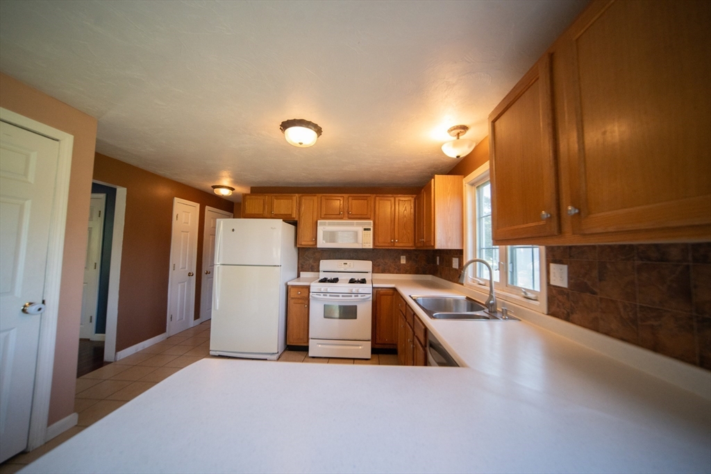 8 Conner Ct # 8 Property Photo 4