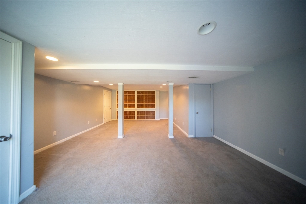 8 Conner Ct # 8 Property Photo 16